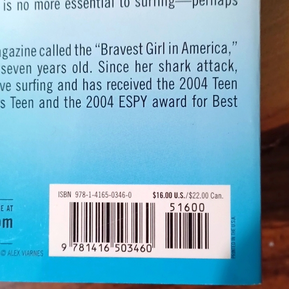 Soul Surfer book - Picture 6 of 6